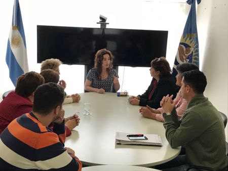 La Ministra García se reunió con autoridades de la Cooperadora del Hospital Regional Río Gallegos