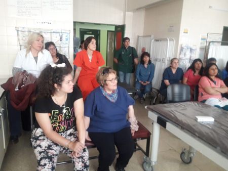 Charla sobre &quot;Protocolo de Urgencia en OTR&quot; en Hospital Río Turbio