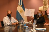 Alicia firmó convenios con ENOHSA para realizar obras de agua y saneamiento en la provincia