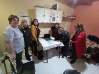 Servicios Públicos entregó computadoras a comisarías de la Mujer y la Familia