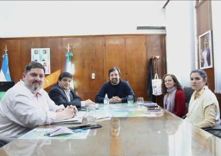 Firma de convenio de cooperación mutua entre los ministerios de Salud Santa Cruz y Buenos Aires