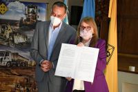 El Gobierno firmó un acta compromiso con Vialidad Nacional para la ejecución de obras en Santa Cruz