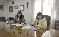 El Gobierno de Santa Cruz firmó convenio para impulsar la interpretación en Lengua de Señas Argentina en el ámbito de la justicia